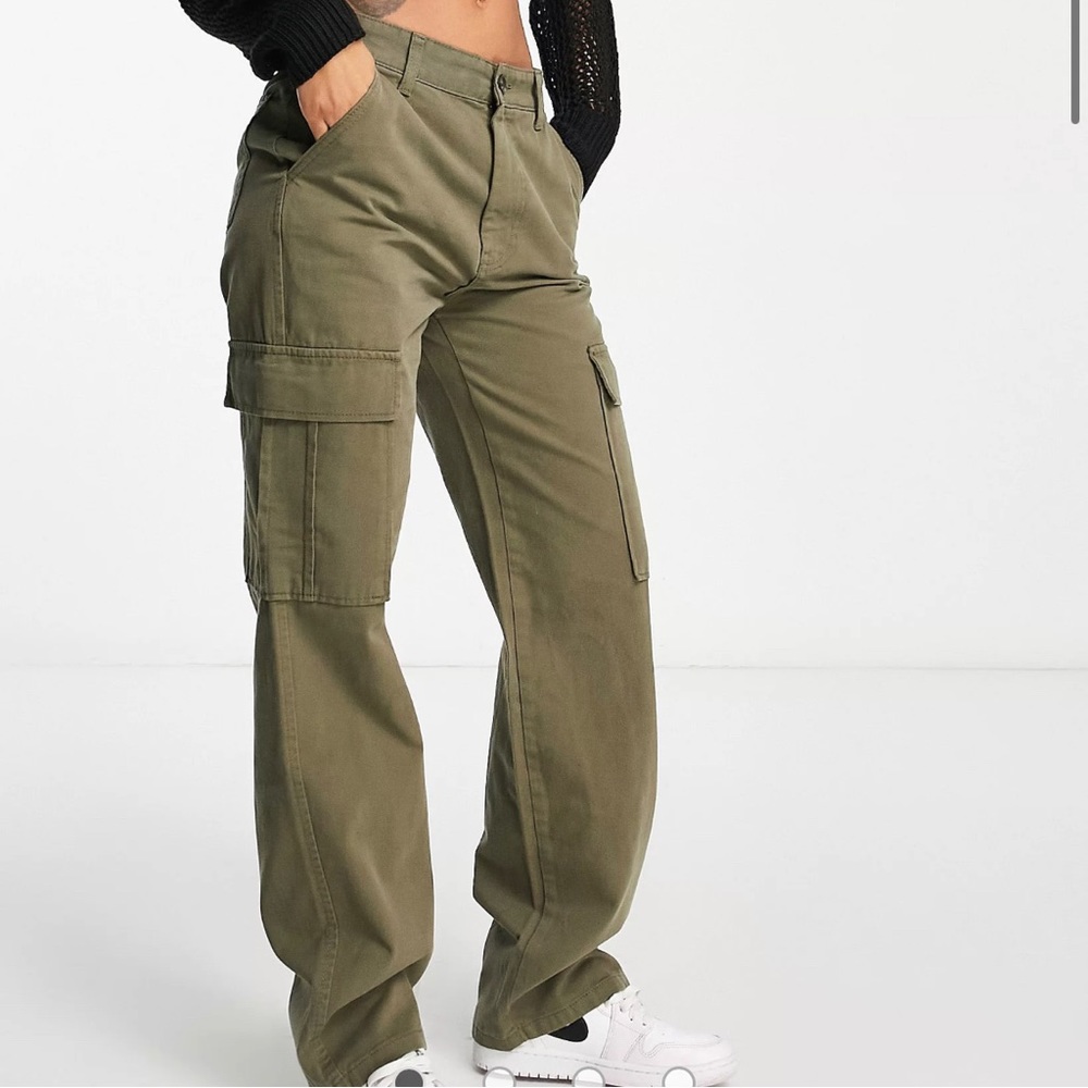 [NWT] ASOS Straight Leg Cargo Pants